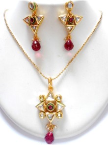 Kundan Pendant Sets